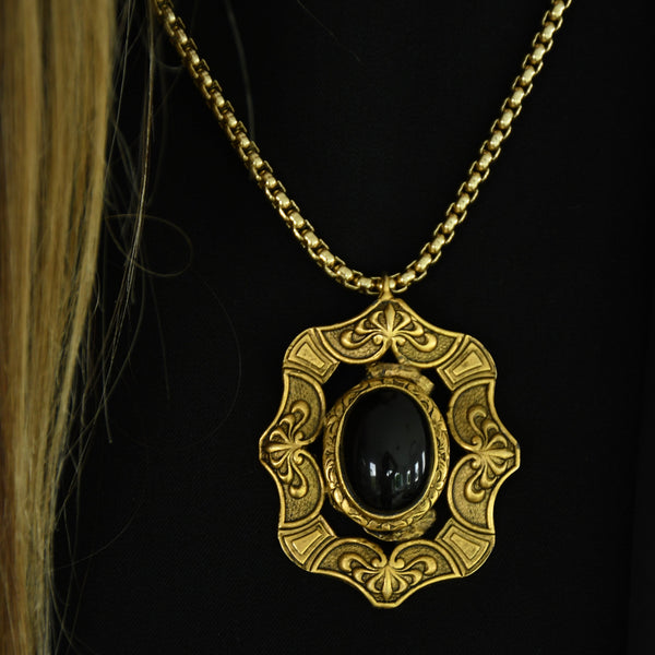 LELA BLACK STATEMENT PENDANT