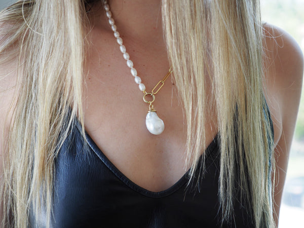 ANDI PEARL + CHAIN NECKLACE