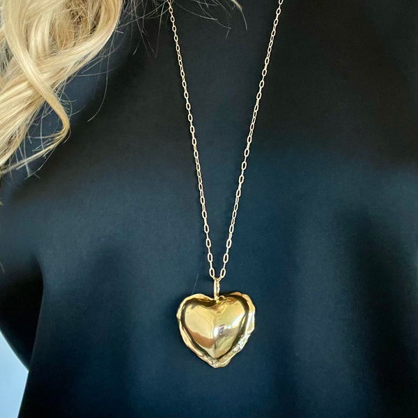 ALEXANDRA PUFFED  HEART NECKLACE