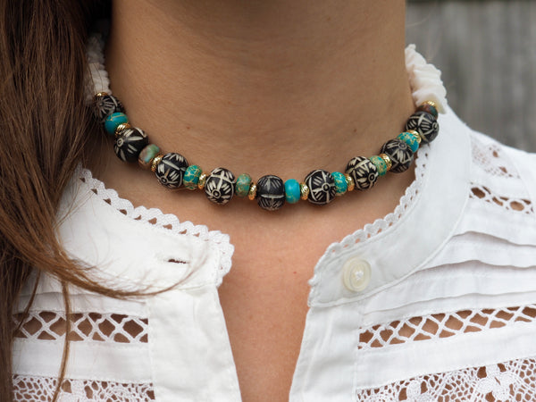 NILLIE -  BLACK - WHITE  + TURQUOISE BEADED NECKLACE