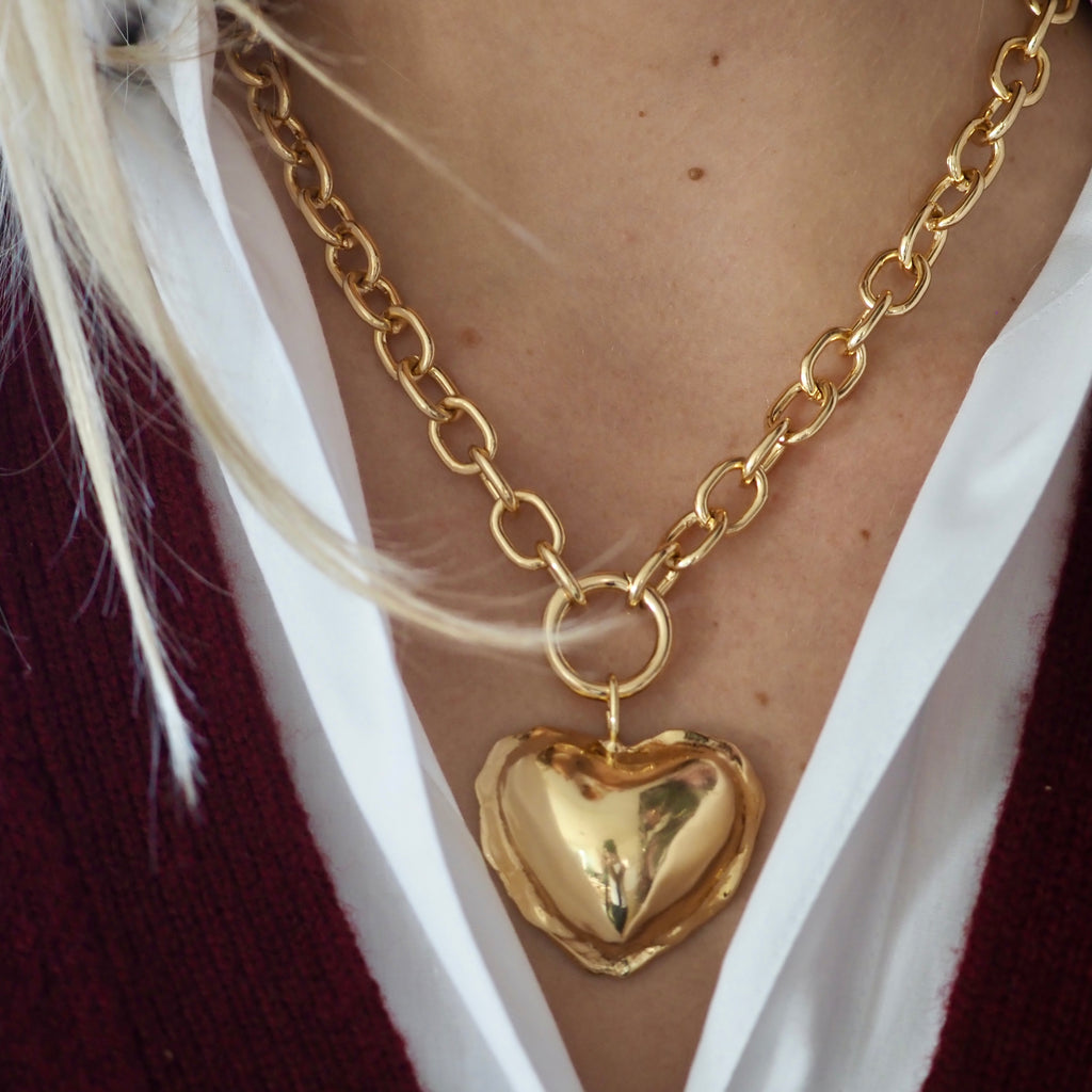 ALEXANDRA PUFFED  HEART NECKLACE