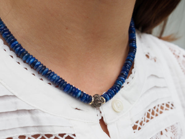 NILA KYANITE BEADED  NECKLACE