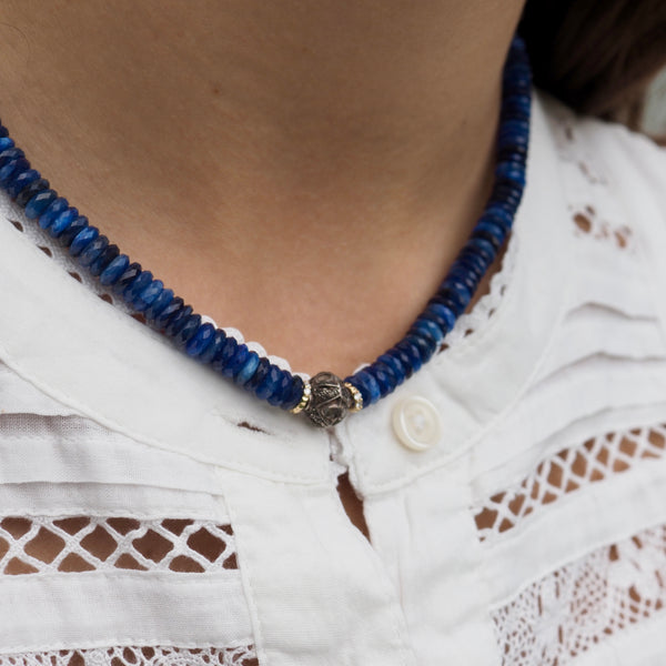 NILA KYANITE BEADED  NECKLACE