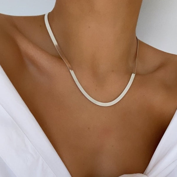 MAI HERRINGBONE  FLAT SNAKE CHAIN NECKLACE