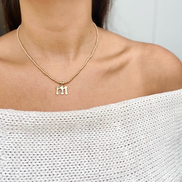 M INITIAL/LETTER BEADED NECKLACE